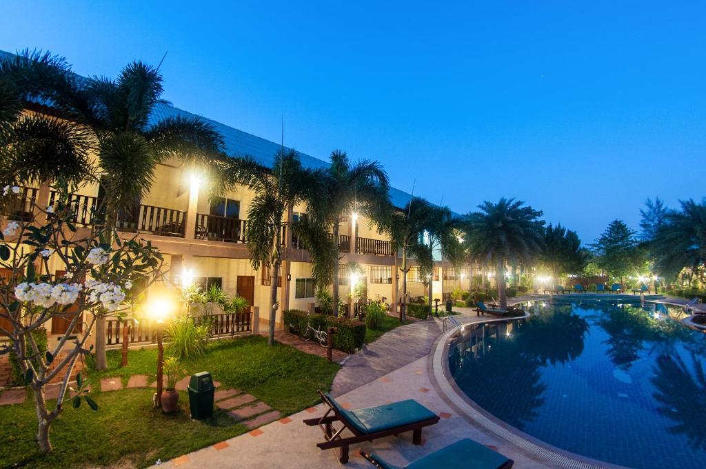 The Green Beach Resort Сам-Рой-Йот Экстерьер фото