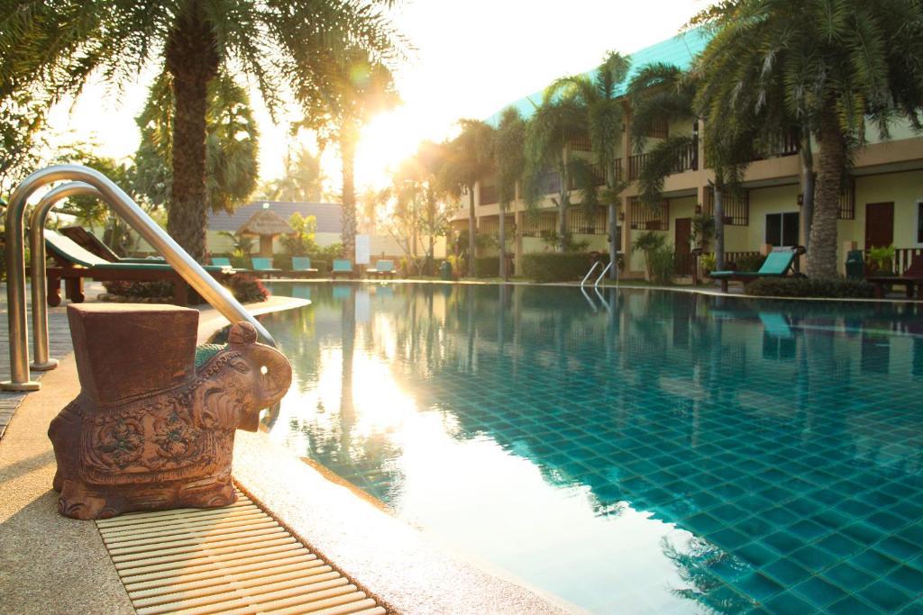 The Green Beach Resort Сам-Рой-Йот Экстерьер фото